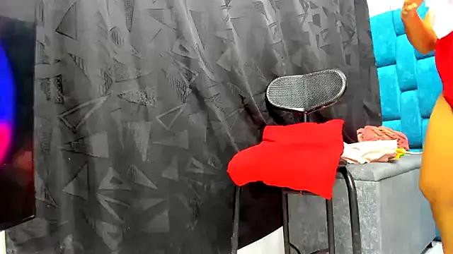 dirtygirl_hot on StripChat