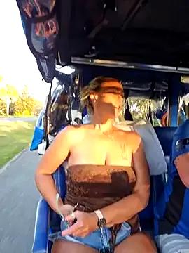 Dixiefaye_ — Naked for 15 minutes