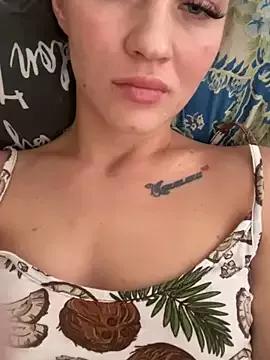 DreamGirl-777 on StripChat