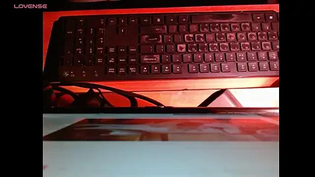 Dusky_Mallu_ on StripChat