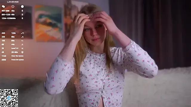 EdlinAlliston on StripChat