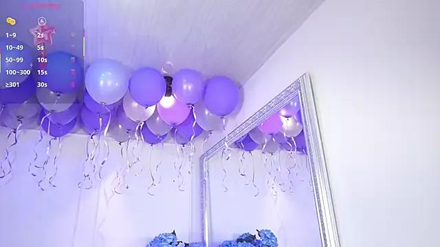 elasummer on StripChat