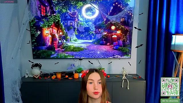 ElfredaTupy — Ice on my belly close to cam