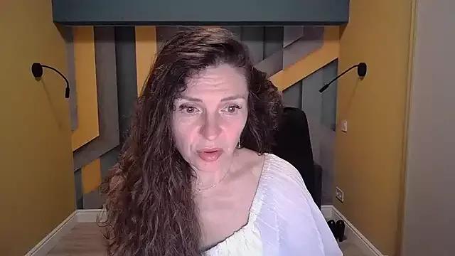 Freechat EllaLong on StripChat