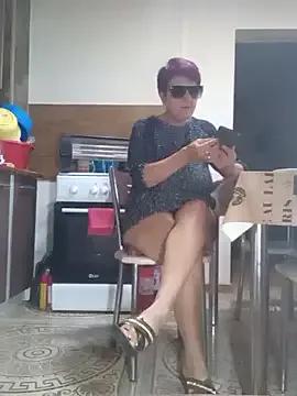 Freechat Ely_Elenita on StripChat