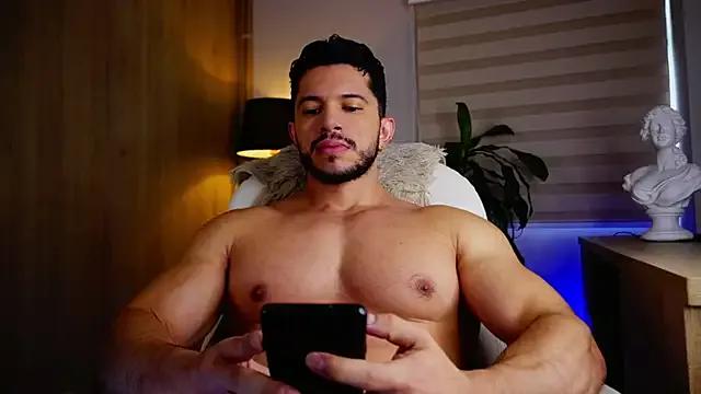 Erick_Thompsonx on StripChat