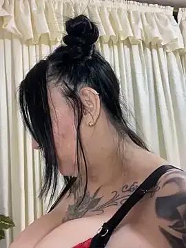 eva_sexx69 on StripChat