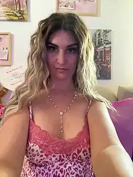 EvelynFrances on StripChat