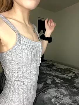 foxy_ana13 on StripChat