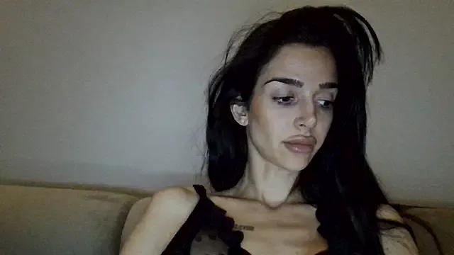 gglingeriee — Tip 150tkns & get 1 hour lesb/couple vid