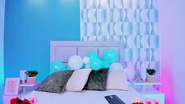 GiannaColling1 on StripChat