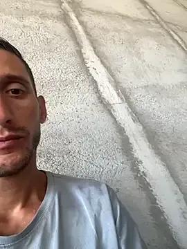 Freechat Gionnytav on StripChat