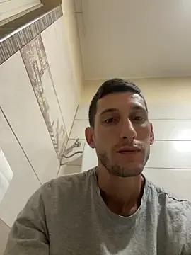 Freechat Gionnytav on StripChat