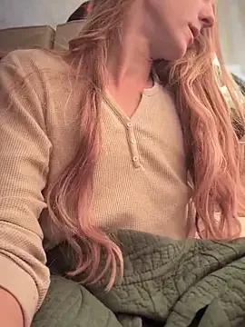 GoldenFlameGoddess on StripChat