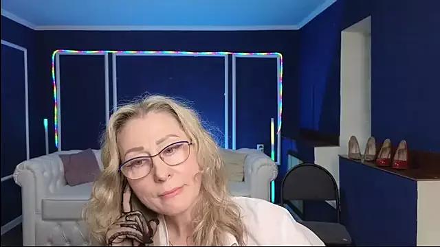 Habibi_Honeyy on StripChat