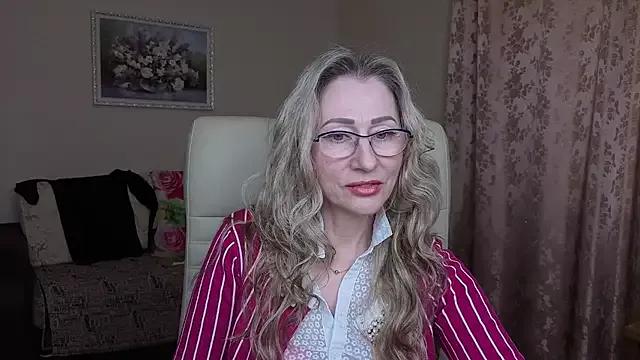 Habibi_Honeyy on StripChat