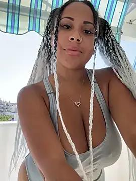 HaileyDiana on StripChat