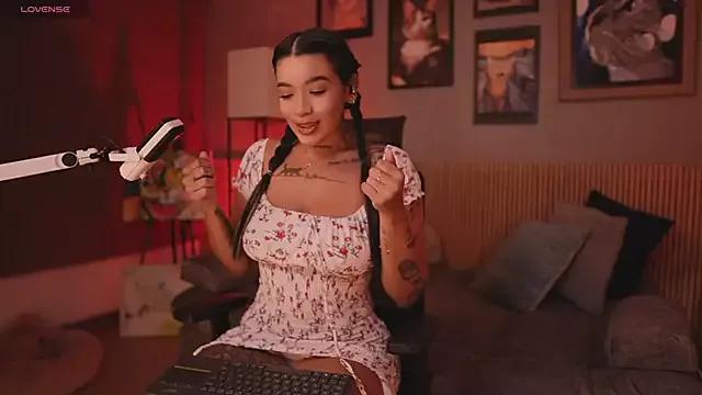 Freechat HannahW_ on StripChat