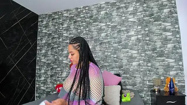 HeidyWillss on StripChat