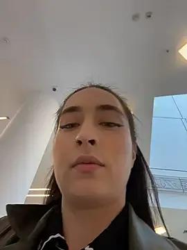 Holly_Play on StripChat