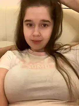 HornyGirlH on StripChat