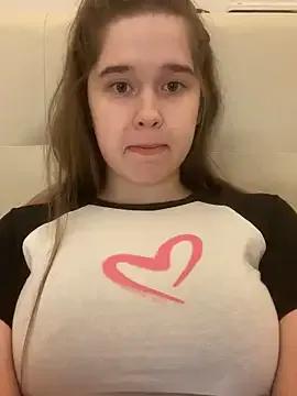 HornyGirlH on StripChat