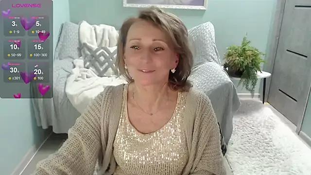 Freechat HornyMilf_777 on StripChat