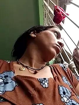 Hotty-Nidhi on StripChat