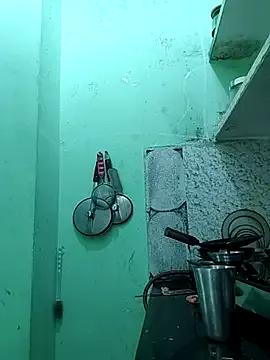 Hotty-Nidhi on StripChat