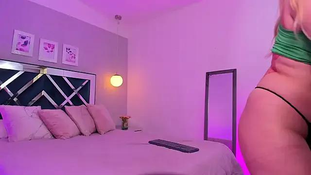 ibella7 on StripChat