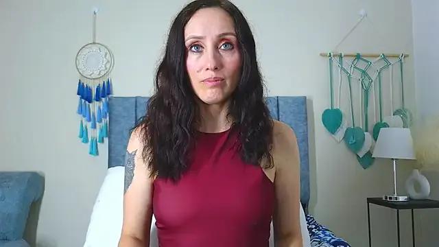 IberianMoonMK on StripChat