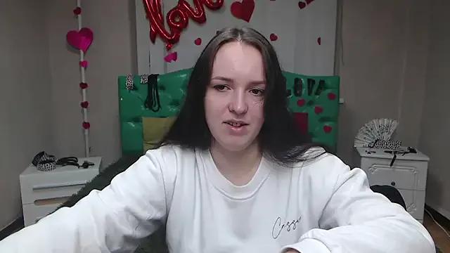 IsabelBlackberry on StripChat