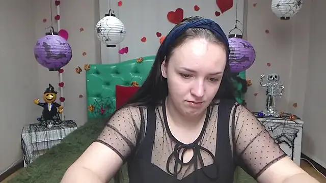 IsabelBlackberry on StripChat