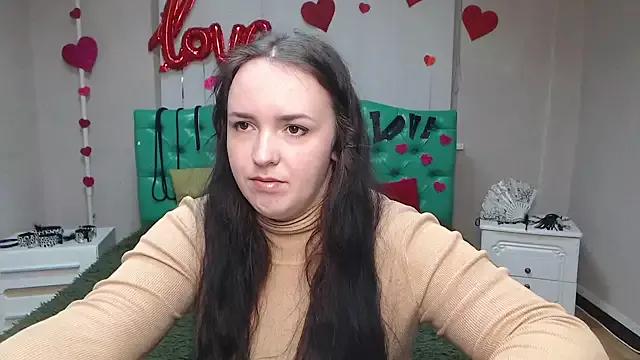 IsabelBlackberry on StripChat