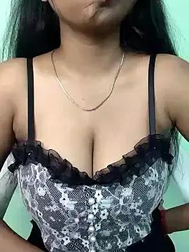 Ishaani_0 on StripChat