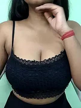 Ishaani_0 on StripChat