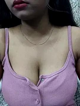 Ishaani_0 on StripChat
