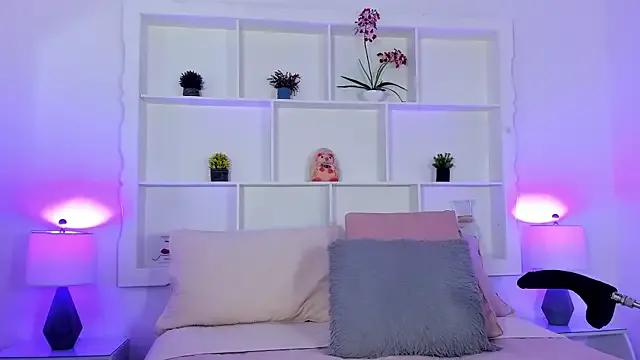 Jenifer_Diaz on StripChat