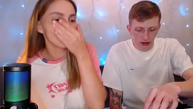 juliaanddima on StripChat