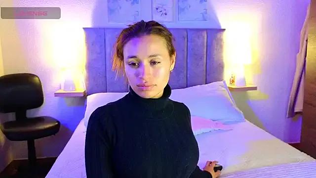 juliana-mancini on StripChat