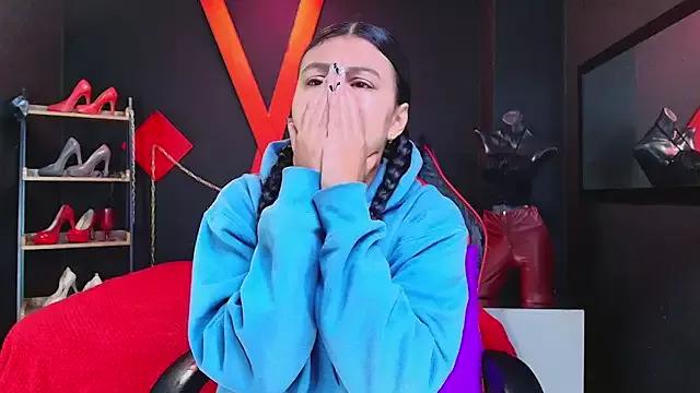 Juliet_Nasty on StripChat