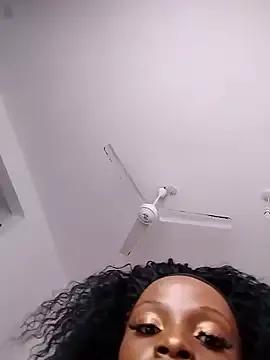 Kamdollie on StripChat