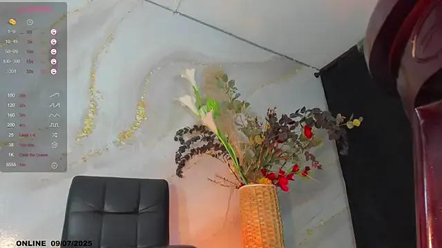 Karla-Ebony on StripChat