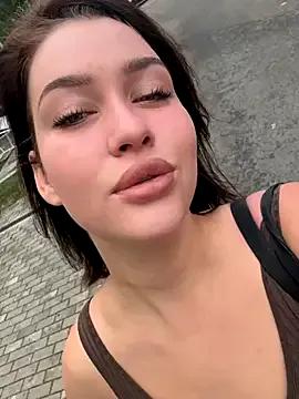 KikiWatson on StripChat