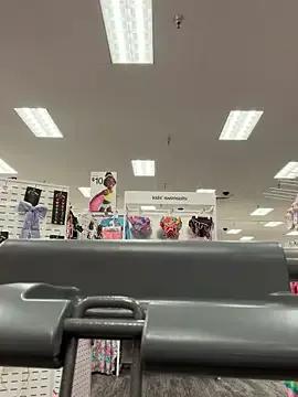 Kira_tattoo on StripChat