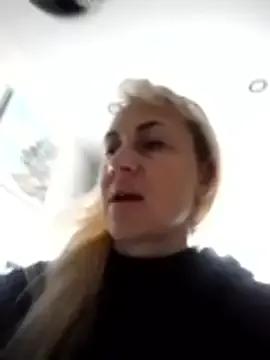 KissMiSveet on StripChat