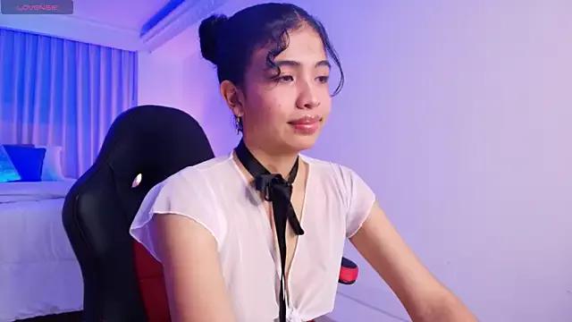 Kloee_brown on StripChat