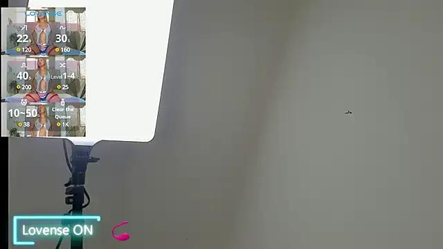 Lady_miss___ on StripChat