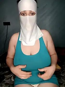 Lamia_Queen_ on StripChat