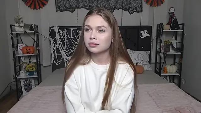 LaraPika on StripChat